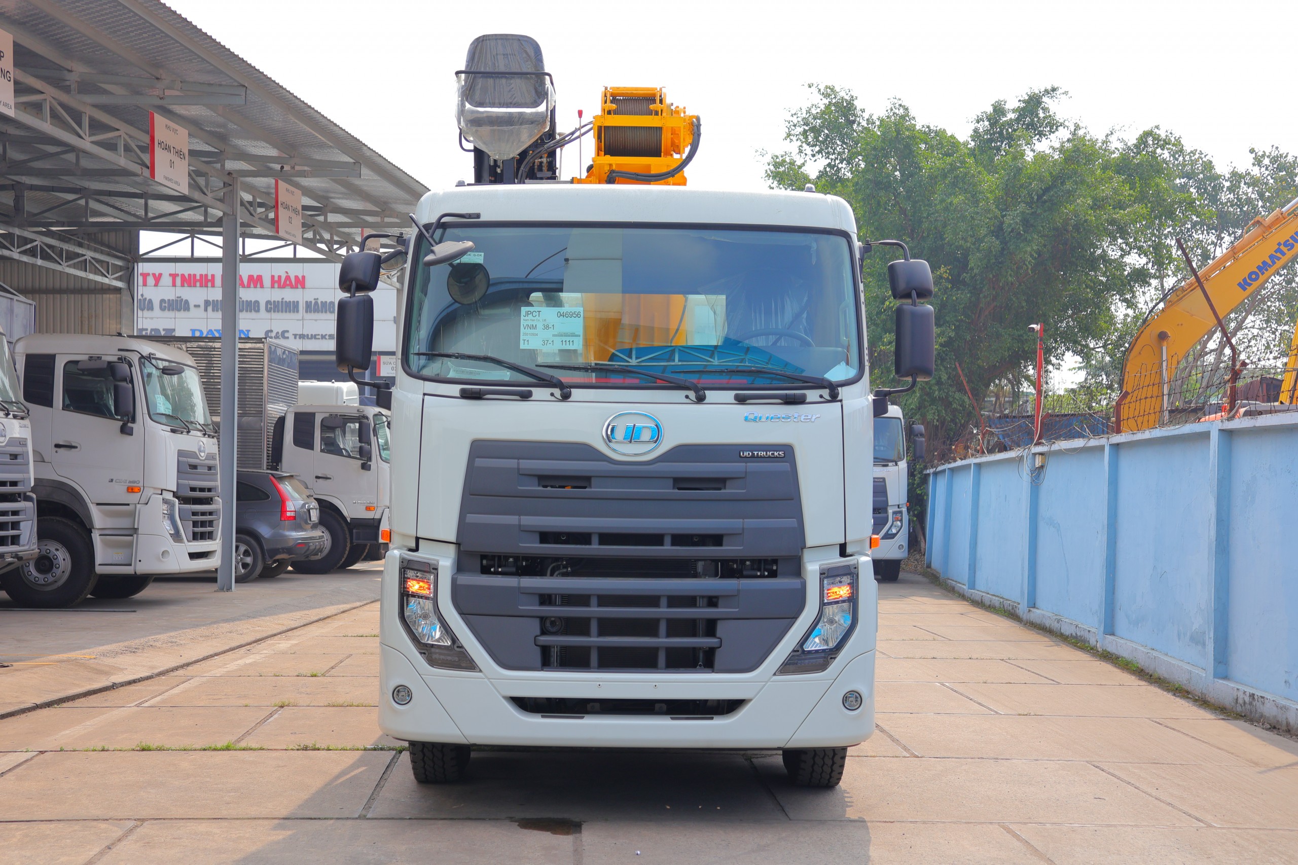 8x4 CGE 350 Soosan SCS1516S - http://marketing.namhangroup.com/file/udtrucks/CGE-350/Soosan-SCS1516S/photo/img_3676.jpg