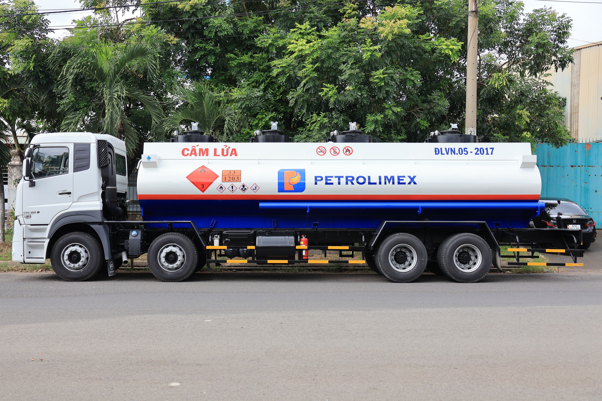 8x4 CGE 350 Xitec 22m³ IMAE - http://marketing.namhangroup.com/file/udtrucks/CGE-350/v2026-xitec-22m3/photo/img_5953.jpg