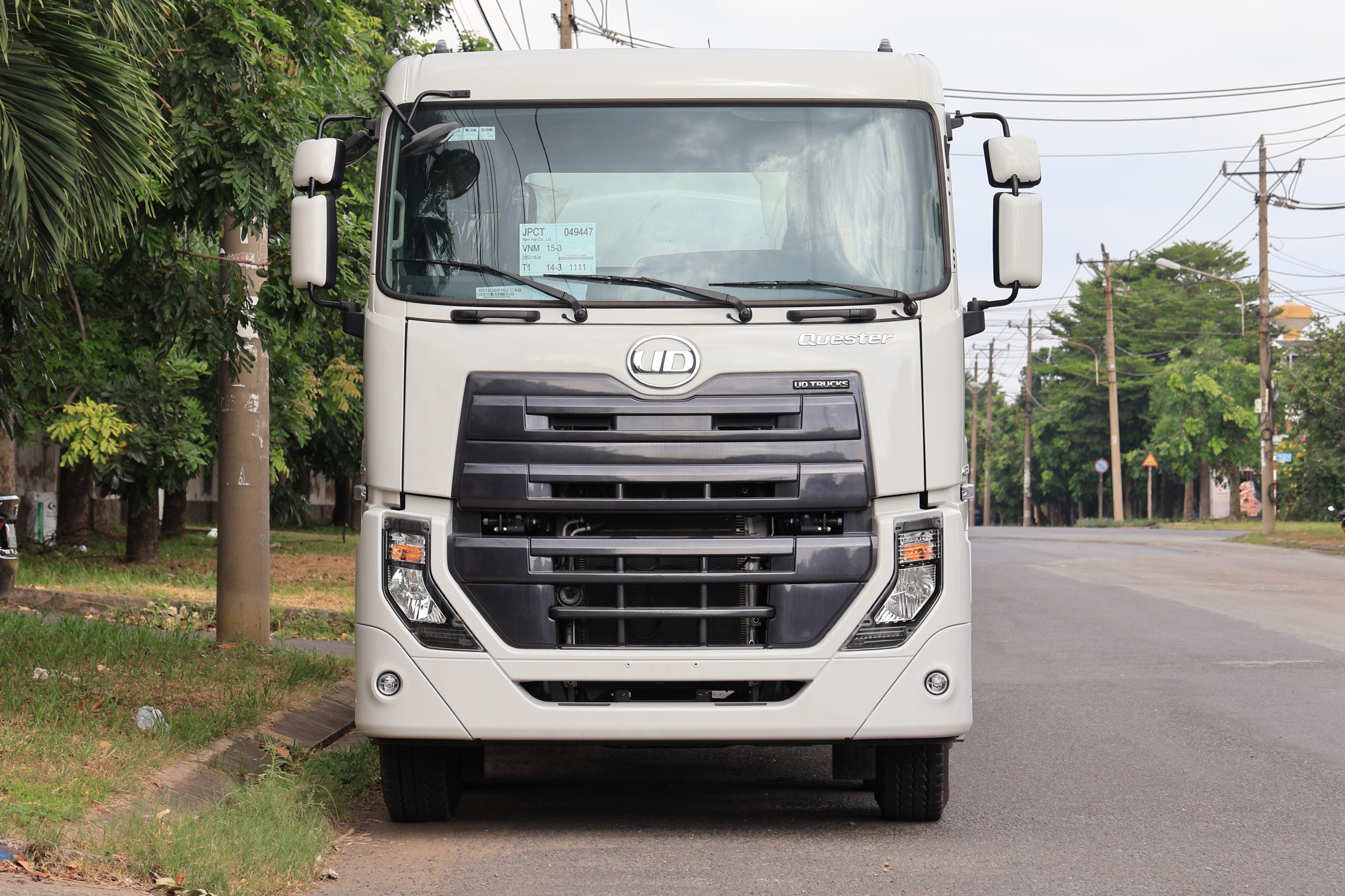 8x4 CGE 350 Xitec 22m³ IMAE - http://marketing.namhangroup.com/file/udtrucks/CGE-350/v2026-xitec-22m3/photo/img_5956.jpg