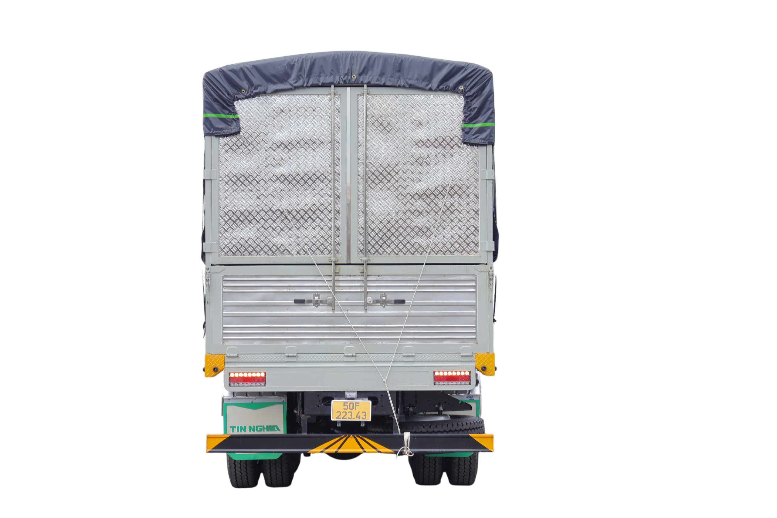 8x4 CGE 350 TMB TC TN - http://marketing.namhangroup.com/file/udtrucks/CGE-350/v2026_tmb_tc_tn_2/low/5.png