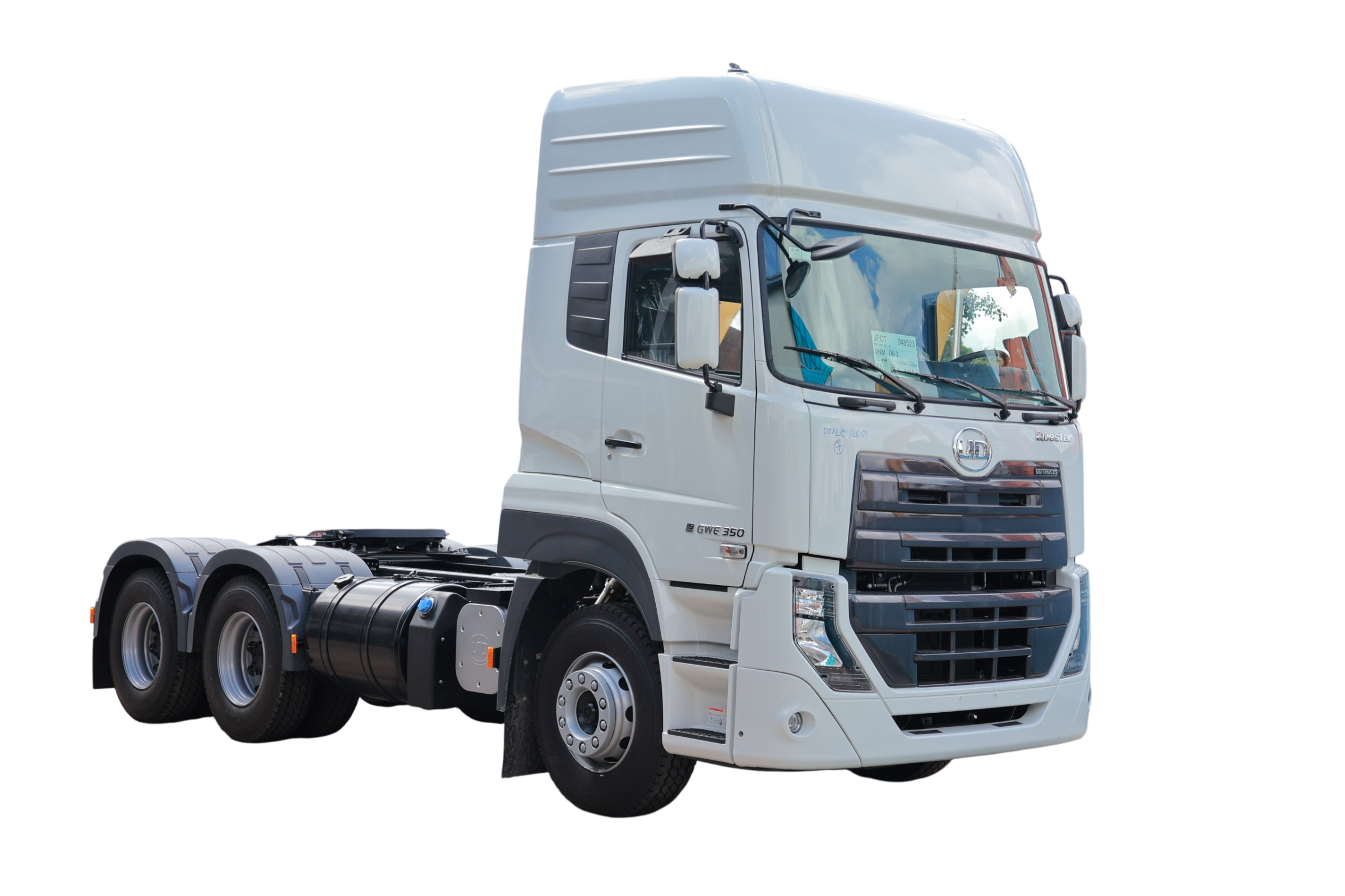 Đầu kéo 6x4 GWE 350 XXSL 2026 - http://marketing.namhangroup.com/file/udtrucks/GWE-350-XXSL/ver-2026/low/img_5121.png