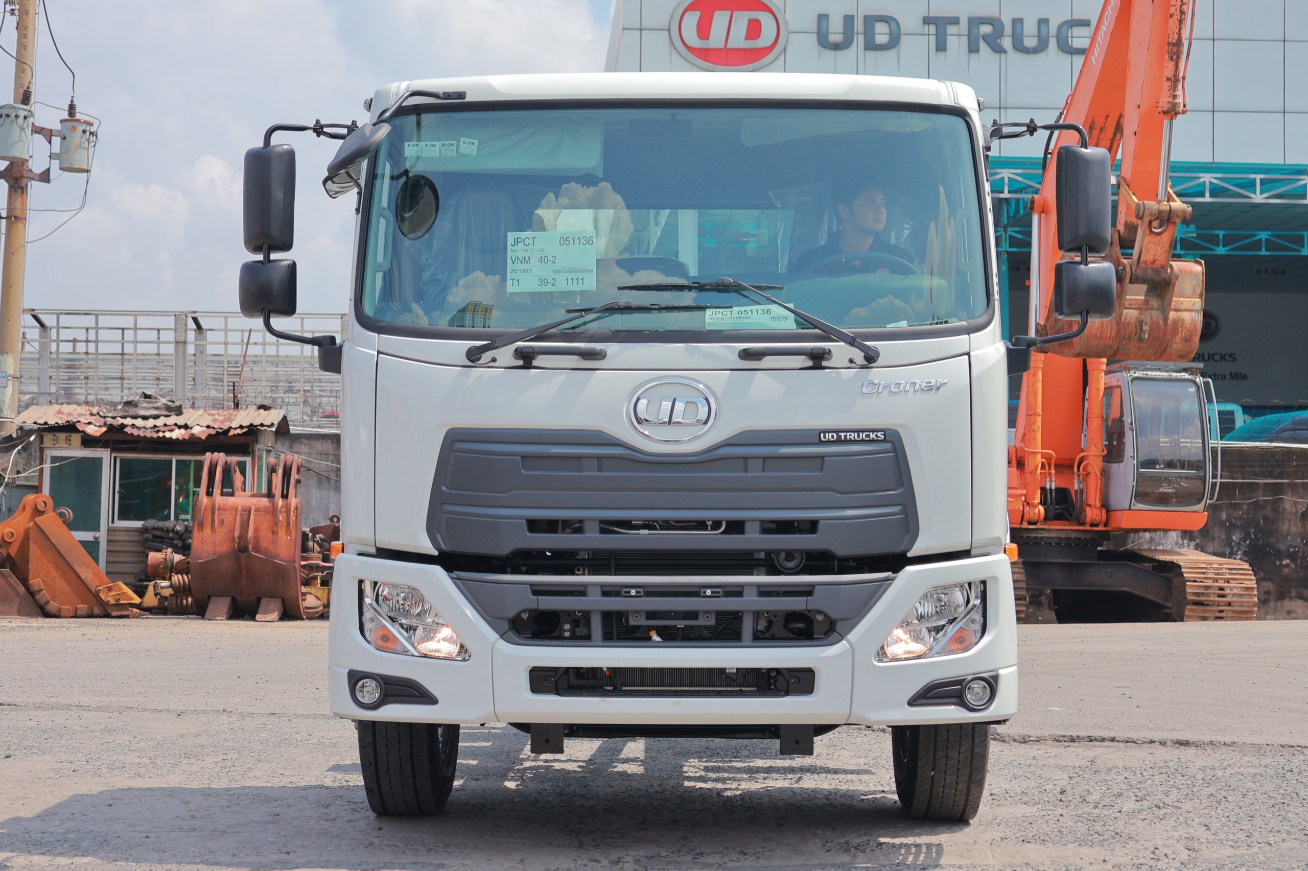 6x2 PDE 250 Chassis - http://marketing.namhangroup.com/file/udtrucks/PDE-250/chassis/photo/img_6557.jpg