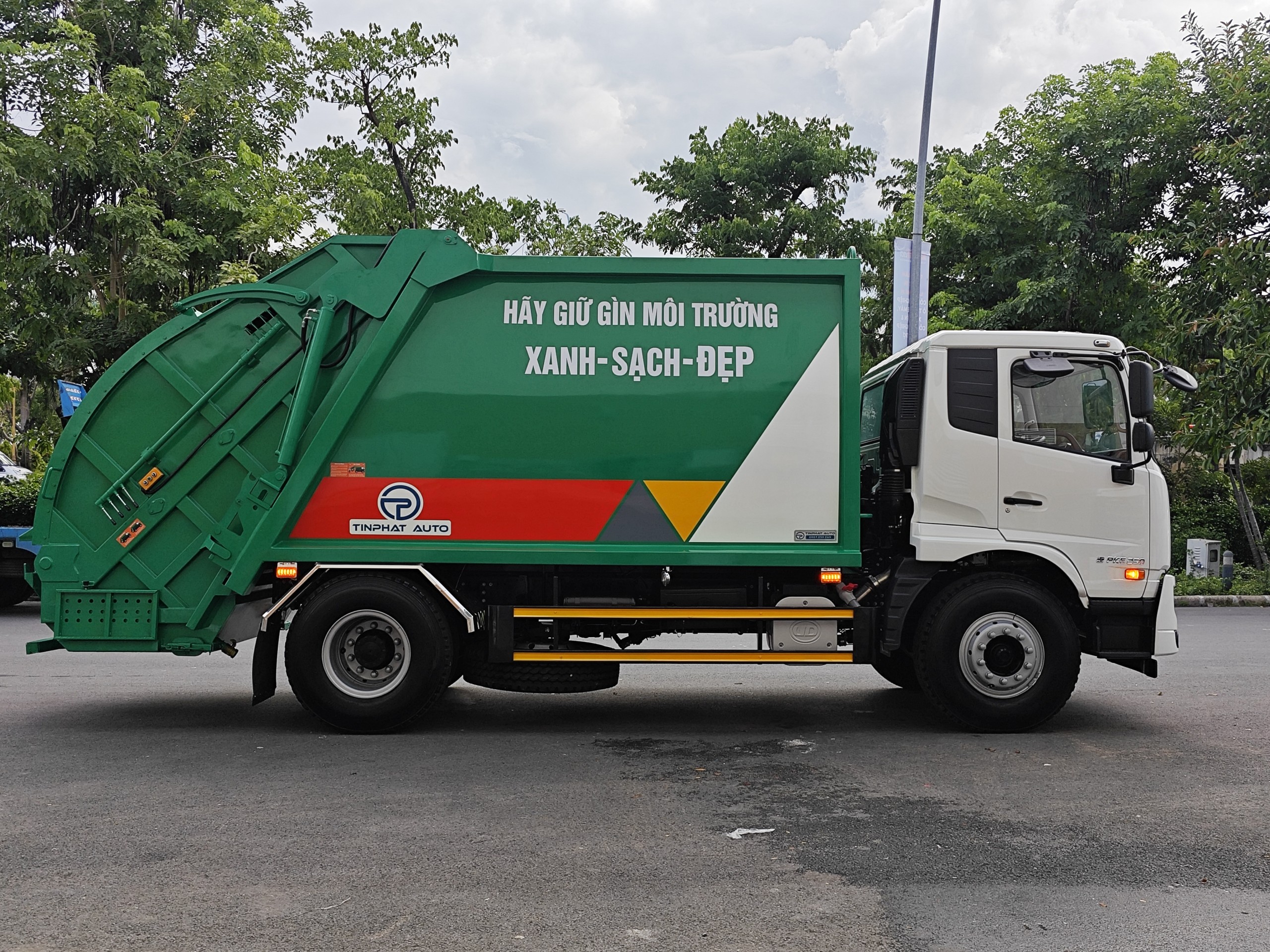 Xe Ép Rác 4x2 PKE 250 - http://marketing.namhangroup.com/file/udtrucks/PKE-250/Ep-Rac/photo/img_20250525_160542.jpg