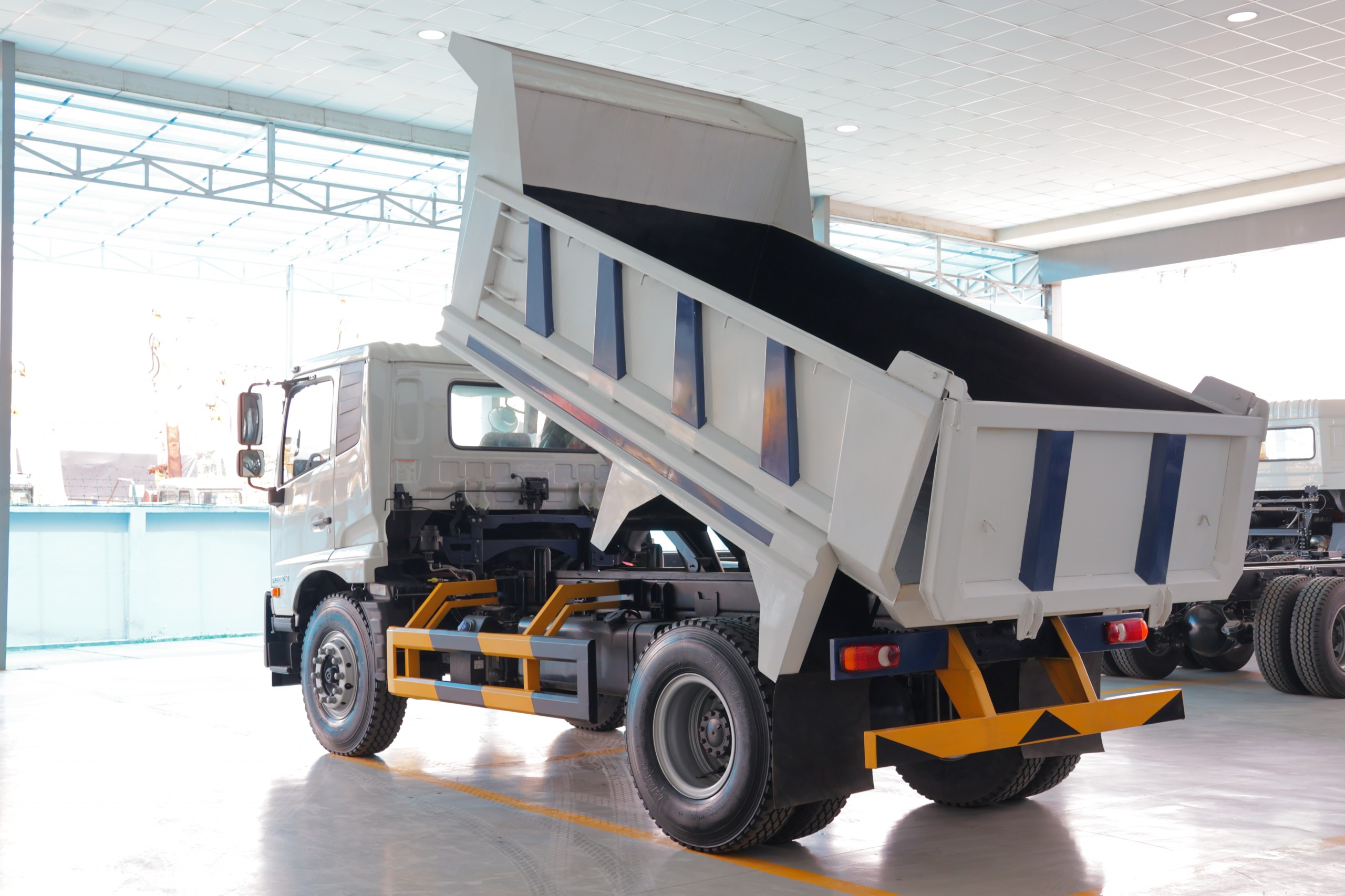 Xe Ben 4x2 PKE 250 - http://marketing.namhangroup.com/file/udtrucks/PKE-250/Xe-Ben/photo_v2/img_3461.jpg
